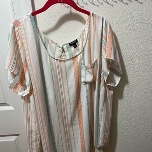 Torrid size 2 back button down shirt